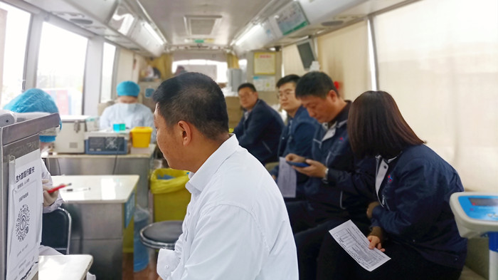 沈陽航空產(chǎn)業(yè)集團組織員工開展“獻熱血、踐初心”無償獻血活動